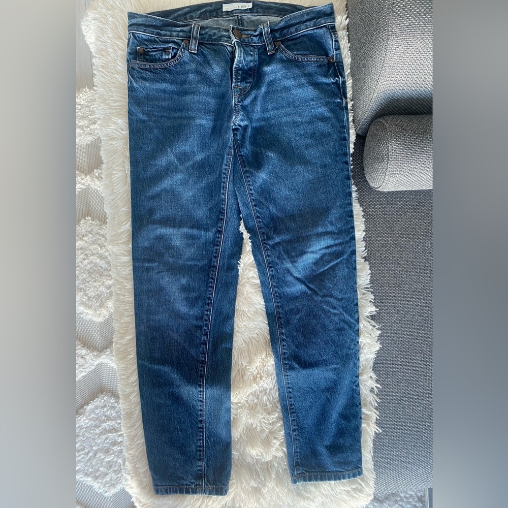 Low rise boyfriend jeans